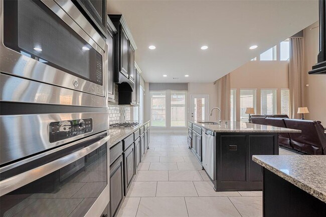 Building Photo - 3519 Brampton Island Dr