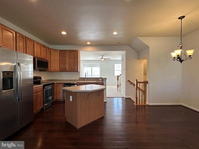 Building Photo - 25274 Gothic Square