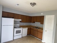 Building Photo - 31 Hobbs Ln