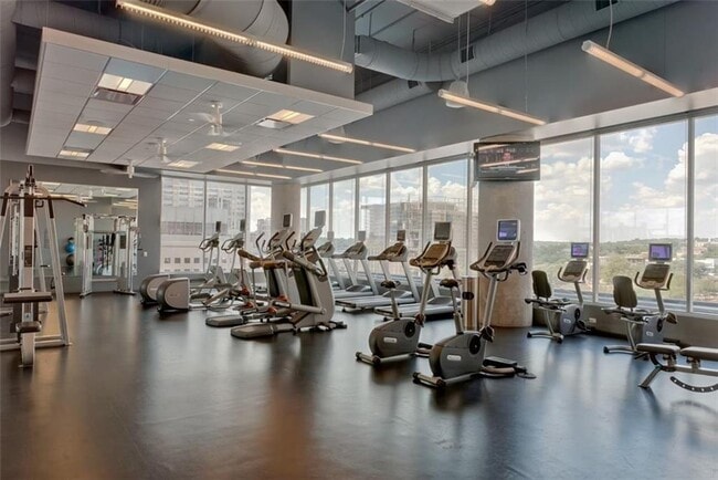 Building Photo - 210 Lavaca St