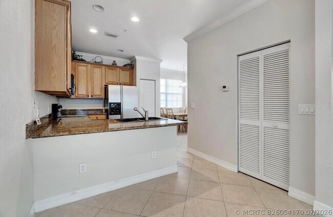 Building Photo - 133 Harbors Way