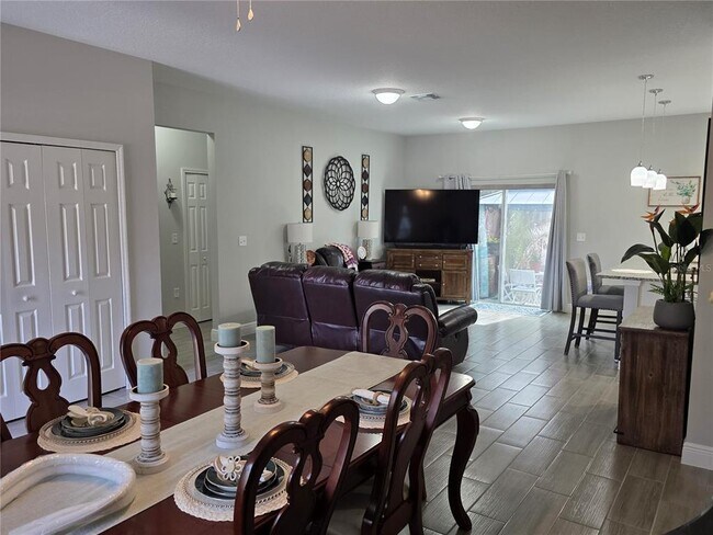 Building Photo - 1013 Doyle Rd