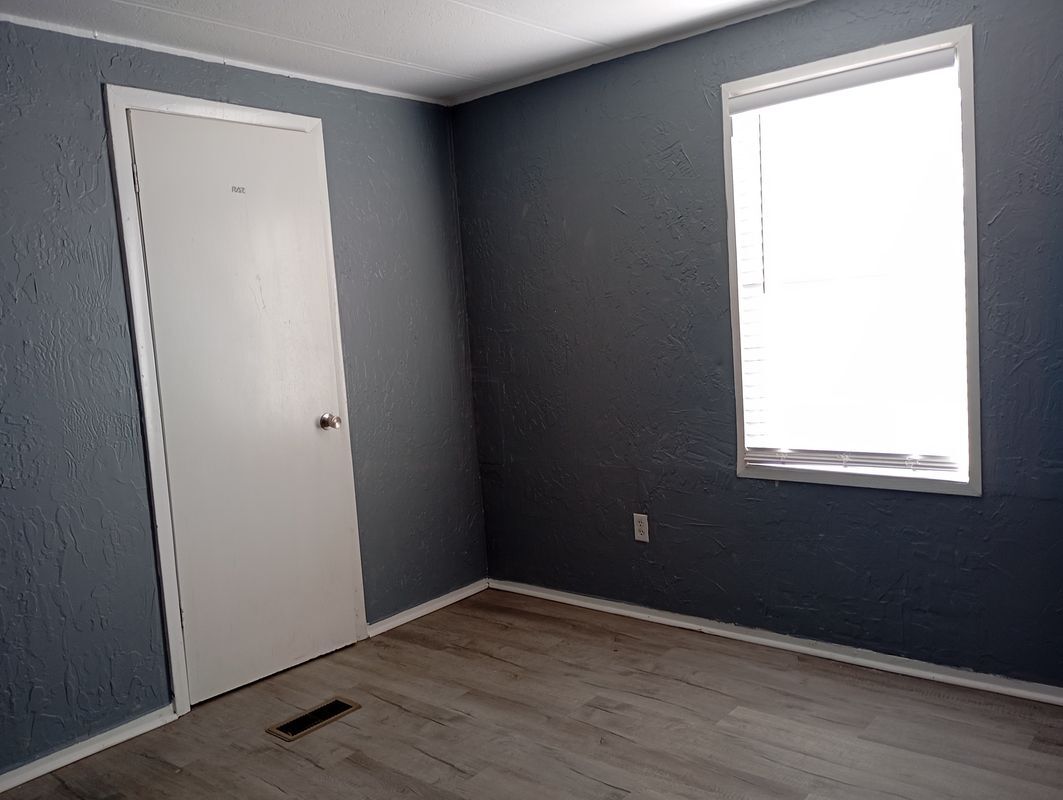 Building Photo - 14033 Bream Dr