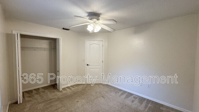 Building Photo - 616 Erin Way
