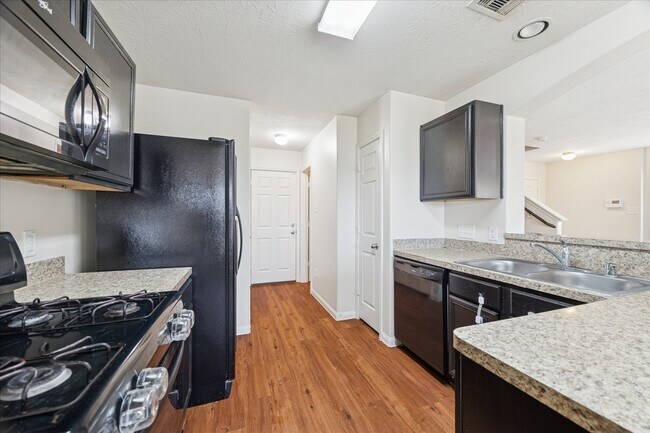 Building Photo - 15419 Bammel Oaks Ct