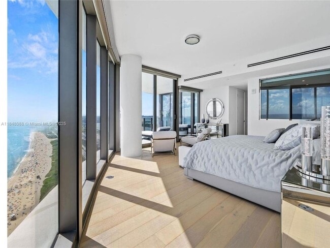 Building Photo - 15701 Collins Ave