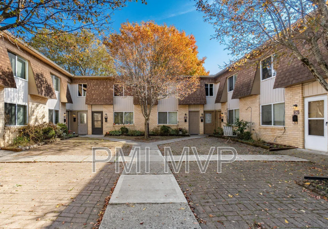 Building Photo - 7276 Broadwyn Dr