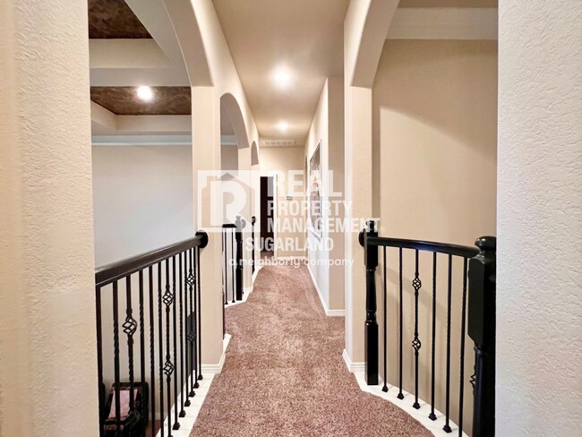 Building Photo - Stunning 5-Bedroom, 4.5-Bath Home for Rent in Richmond, TX