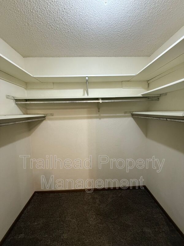 Building Photo - 2700 NW 3rd Terrace