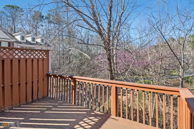 Building Photo - 600 Coligny Ct