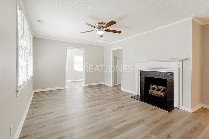 Building Photo - 1324 Macon Ave