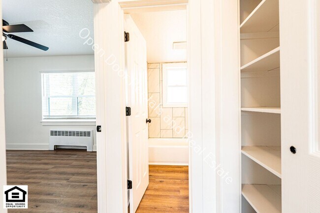 Building Photo - 1823 Griswold Dr