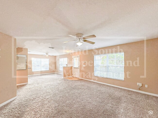 Building Photo - 5432 River Rock Rd