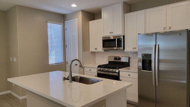 Building Photo - Richmond American Designer Home