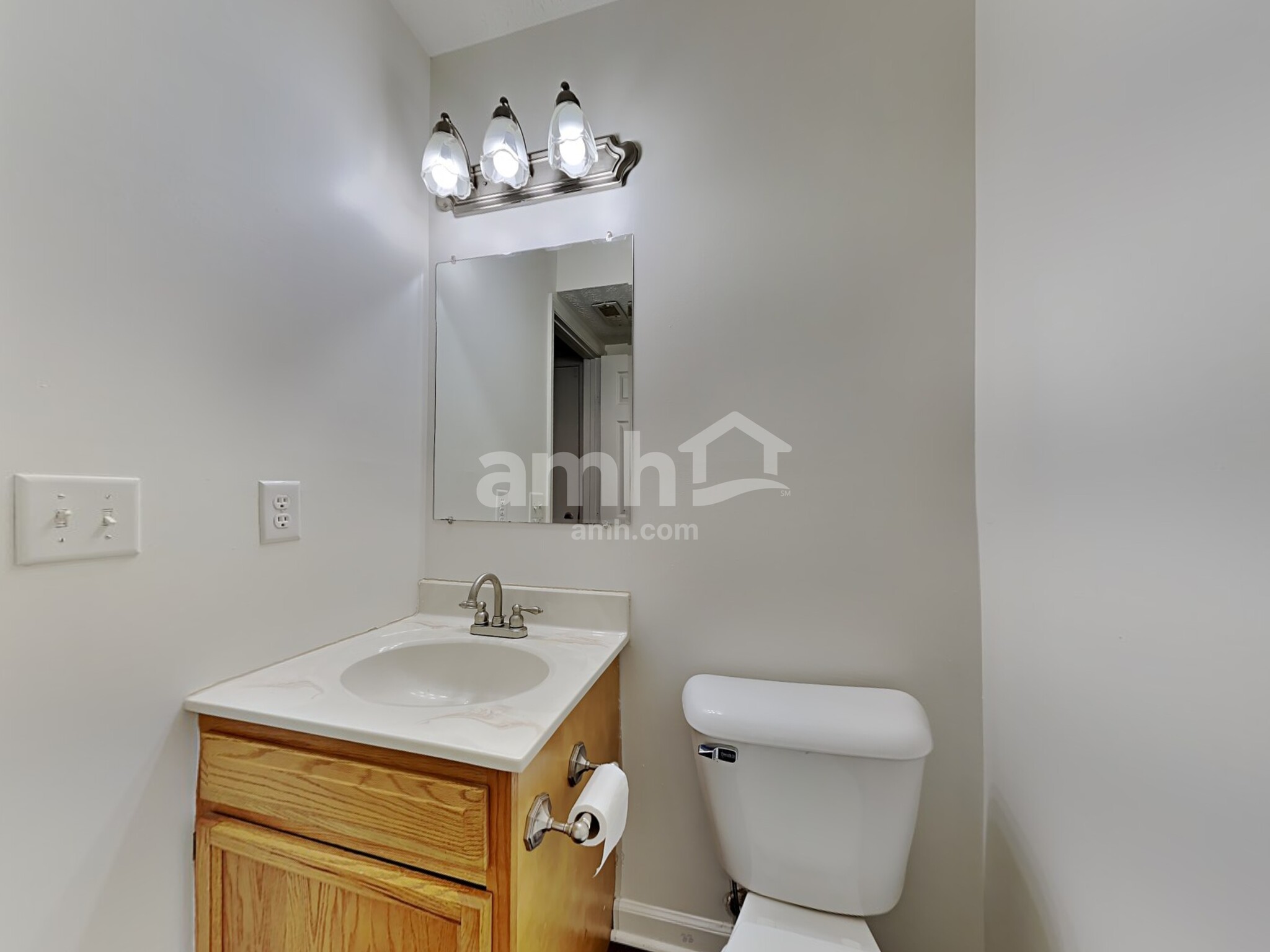 Building Photo - 4645 Bluejay Ct