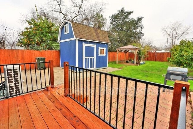 Building Photo - 3808 38th St