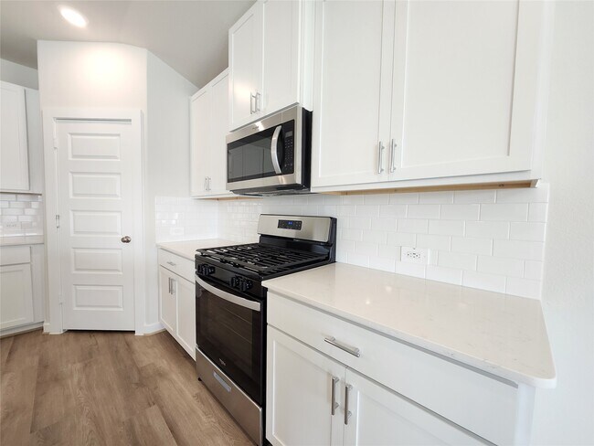 Building Photo - 2506 Good Morrow Dr