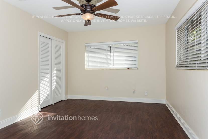 Building Photo - 533 W Dayton Cir