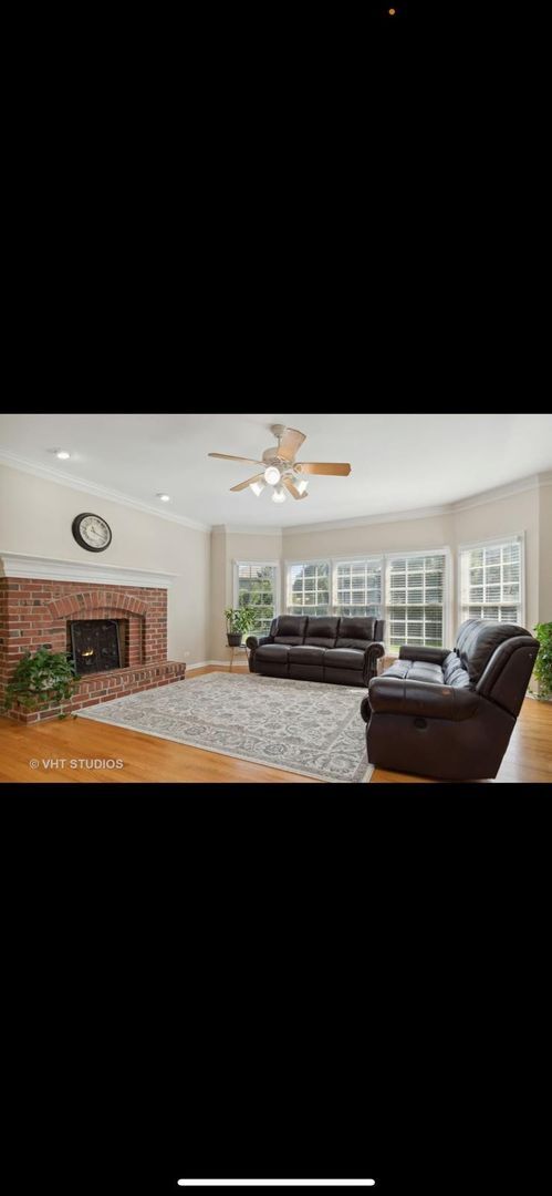 Building Photo - BEAUTIFUL HOUSE- 4+1 bsmt bedroom, 3.5 bat...