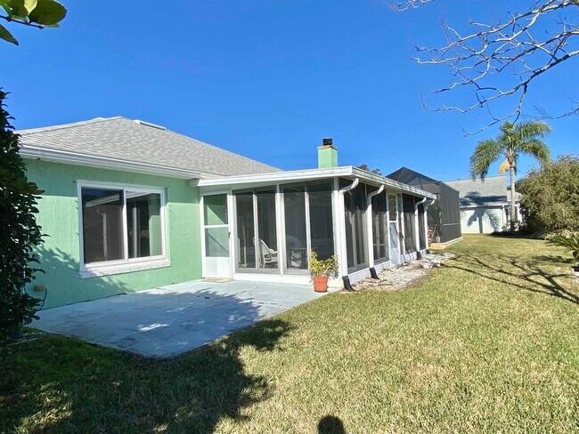 Building Photo - 524 Peninsula Ct