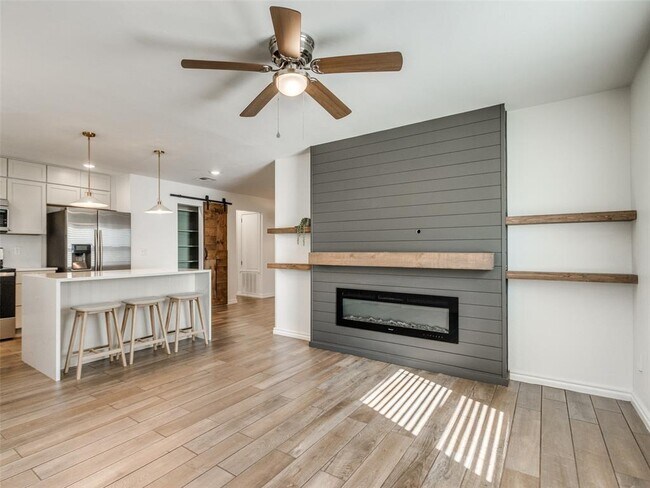 Building Photo - 4101 N Hammond Ave