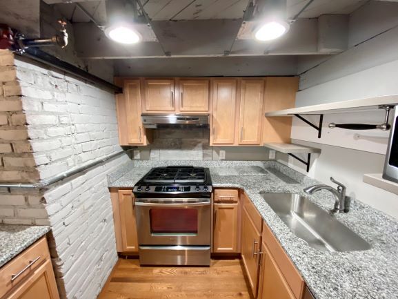 Kitchen - 1016 Jefferson St