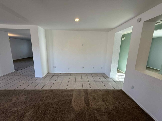 Building Photo - 13735 E Shadow Pines Ln