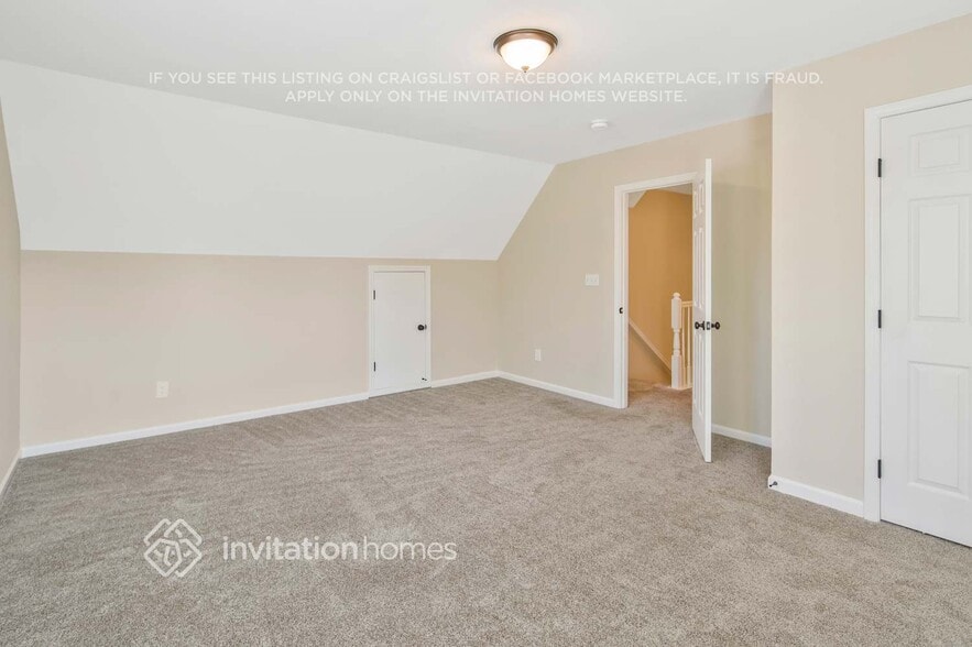 Building Photo - 1845 Jeffrey Bryan Dr