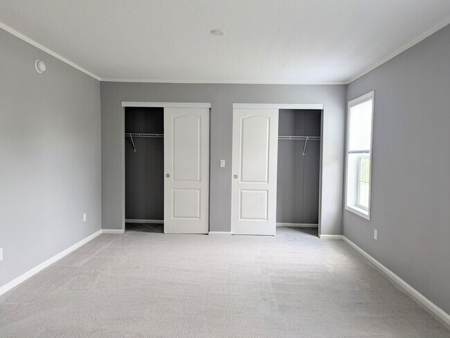 Building Photo - 602 Choo Choo Ln