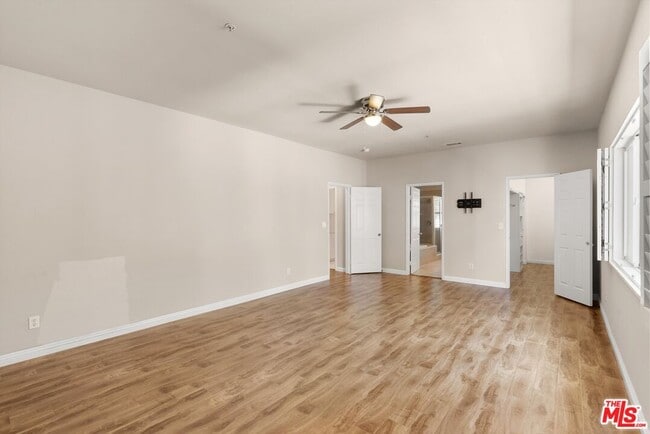 Building Photo - 15804 Crest Ln
