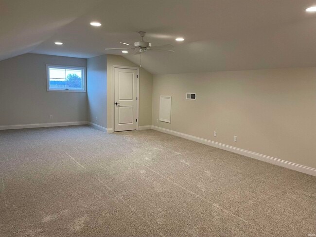 Building Photo - 3036 White Oak Trl
