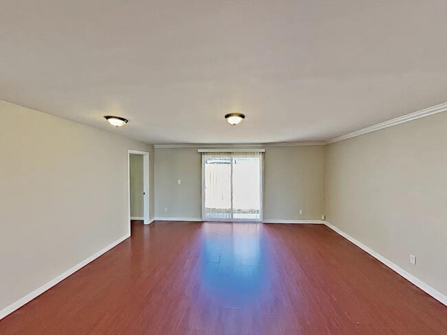 Building Photo - 13231 Ruthelen St