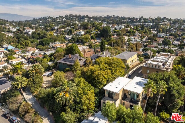 Building Photo - 1912 Liberty Ct