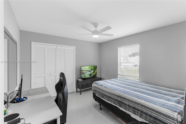 Building Photo - 19648 Back 9 Dr