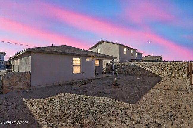 Building Photo - 1004 Aircoupe Way