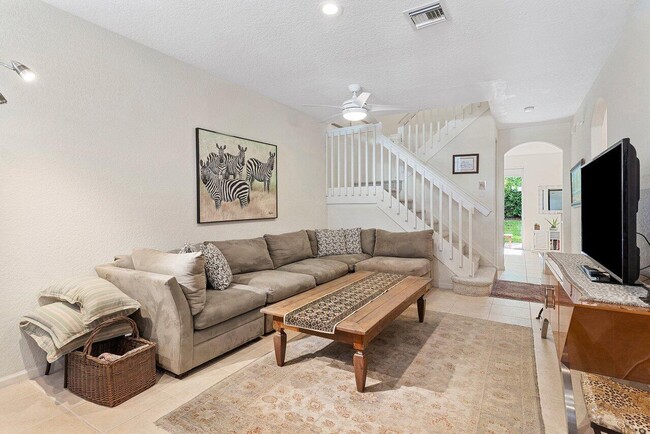 Building Photo - 71 Legacy Ct