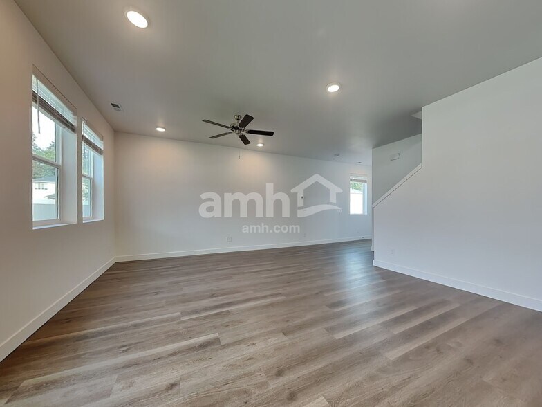 Building Photo - 146 Bee Tree Blvd