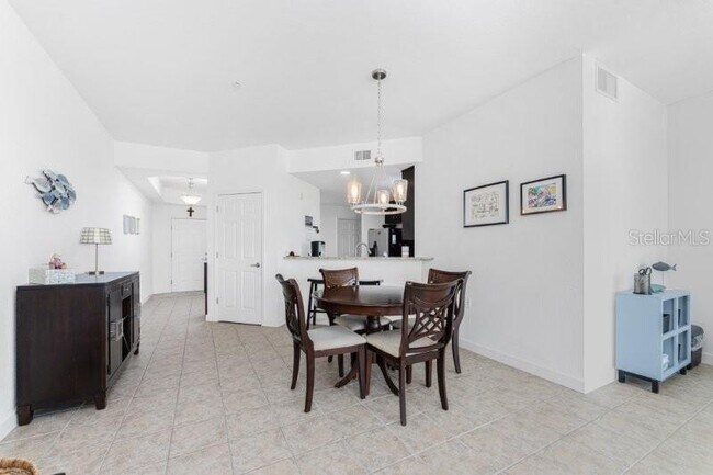 Building Photo - 2001 Bal Harbor Blvd