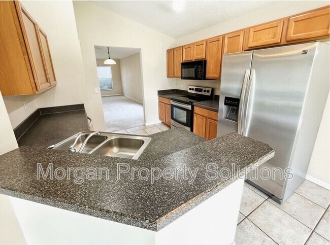 Building Photo - 5379 Tortuga Dr