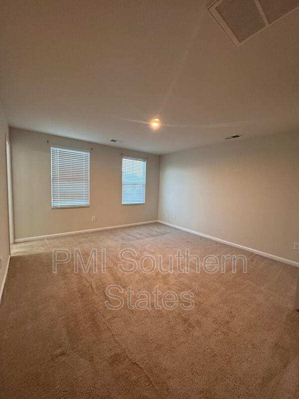 Building Photo - 358 Hobson Wy