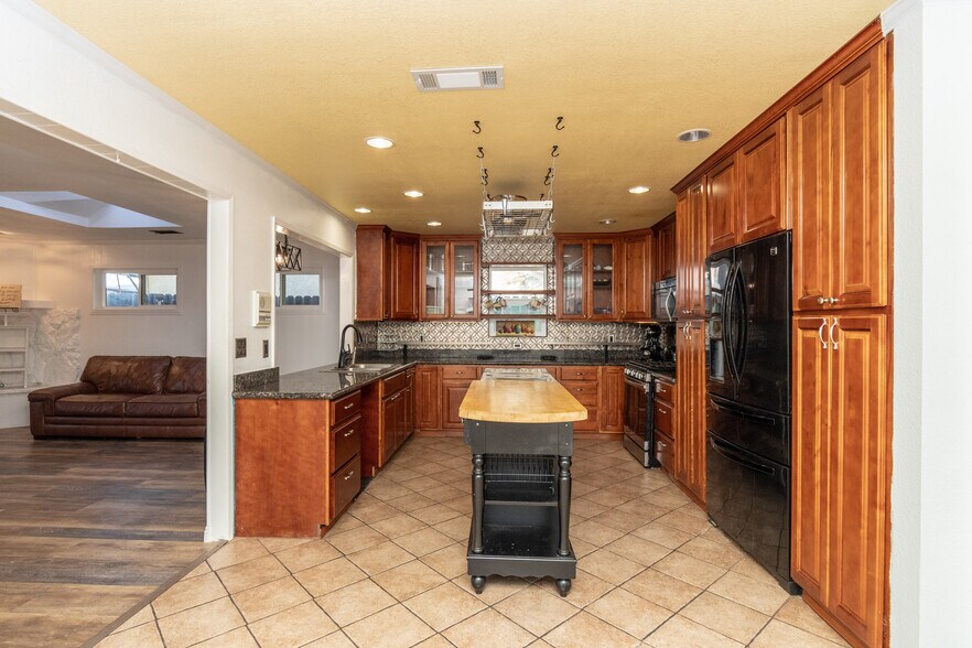Building Photo - 7721 Muirwood Way
