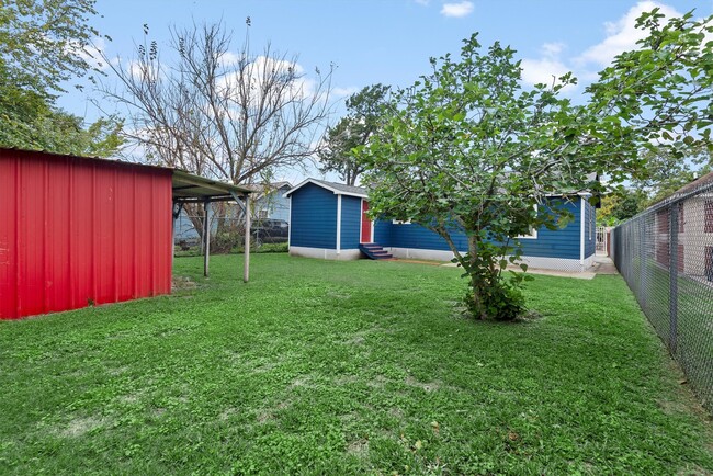 Building Photo - 3914 Cetti St