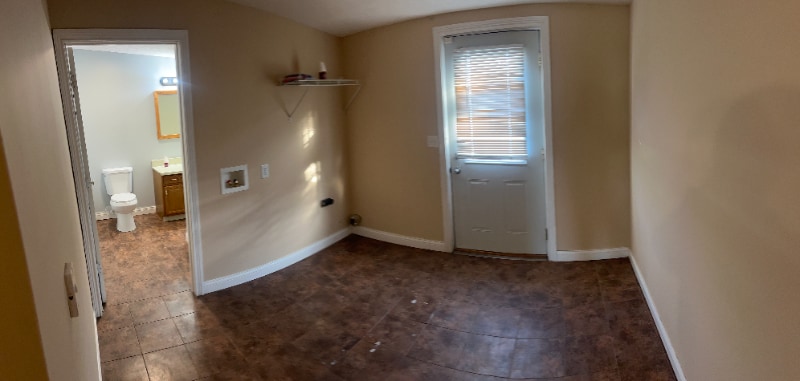 Building Photo - 1637 Hoefgen St