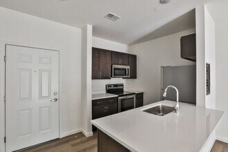 Building Photo - Newly Built Luxury 1 Bed Apartment!