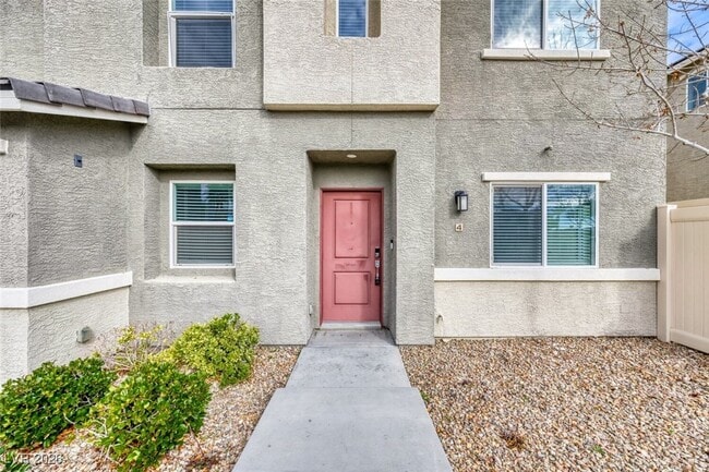 Building Photo - 12186 Scarlet Ember Rd