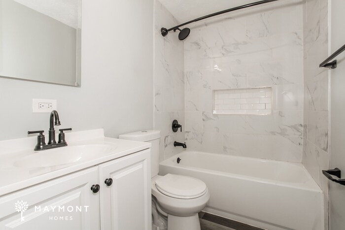 Building Photo - 2937 Overdale Dr