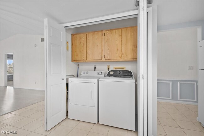 Building Photo - 15350 Moonraker Ct