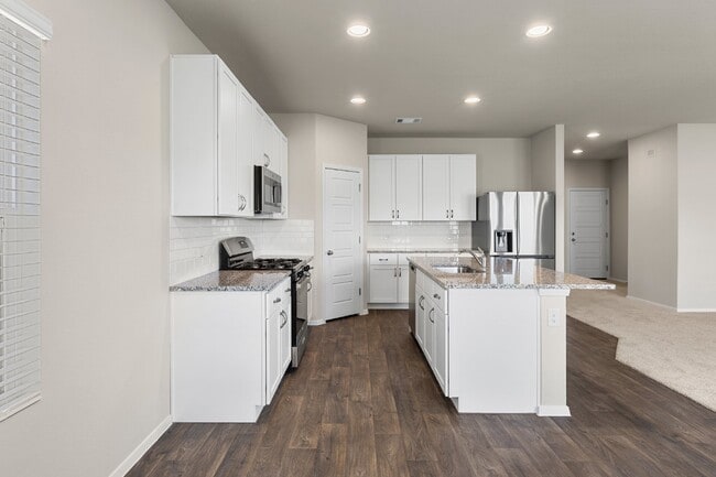 Building Photo - Modern Kyle Home Available for an April Move-In!