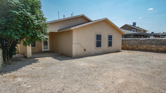 Building Photo - 12841 Tierra Ayala Dr