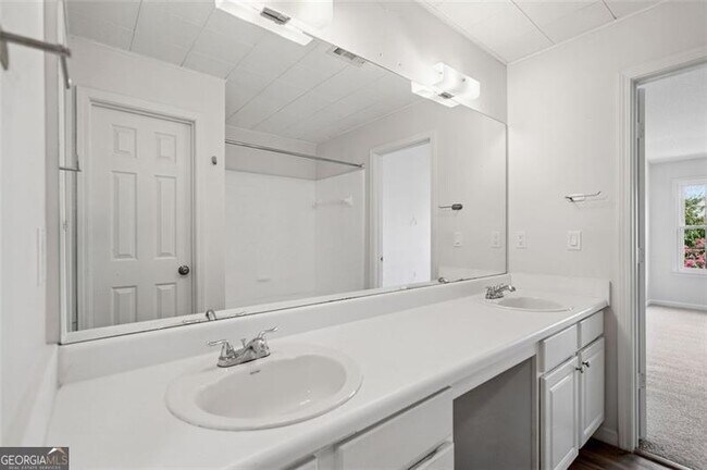 Building Photo - 1636 Heyford Cir